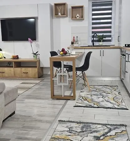 Anis Apartament Апартаменти