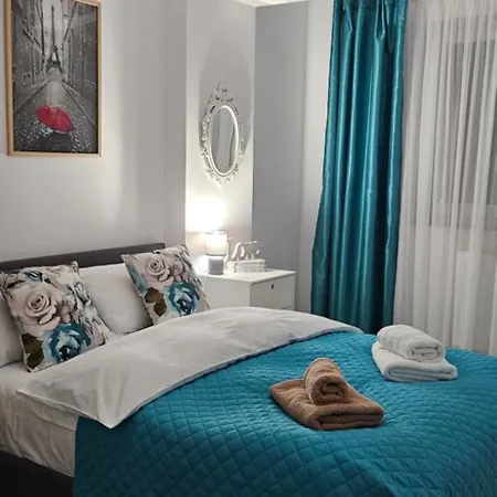 Anis Apartament Апартаменти Брашов